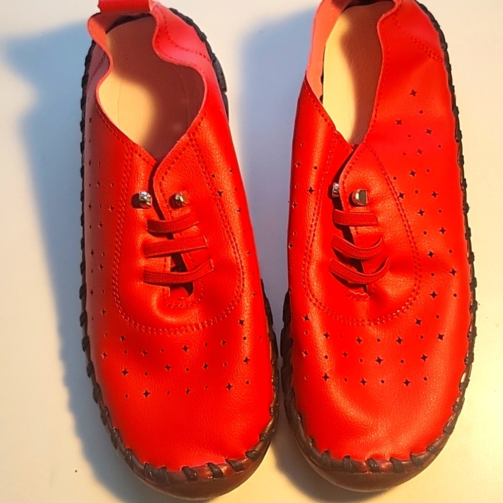 Hbador Handmade Women's Walking Shoes RED
